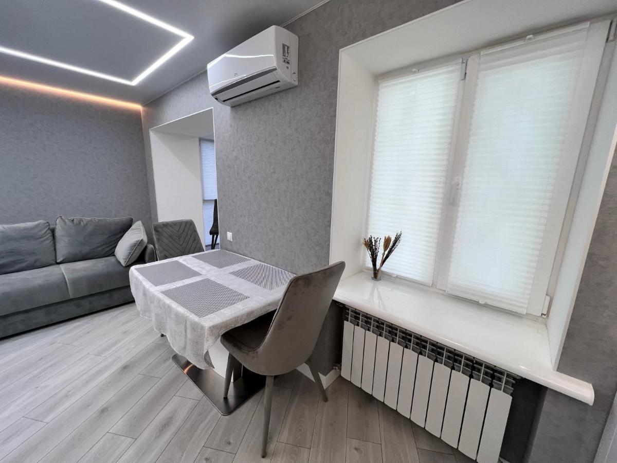 Modern Gagarina Avenue Apartment นิปโปร ภายนอก รูปภาพ