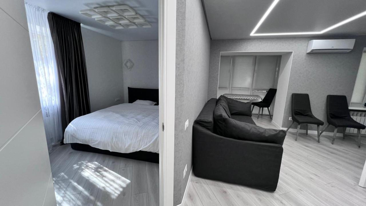 Modern Gagarina Avenue Apartment นิปโปร ภายนอก รูปภาพ