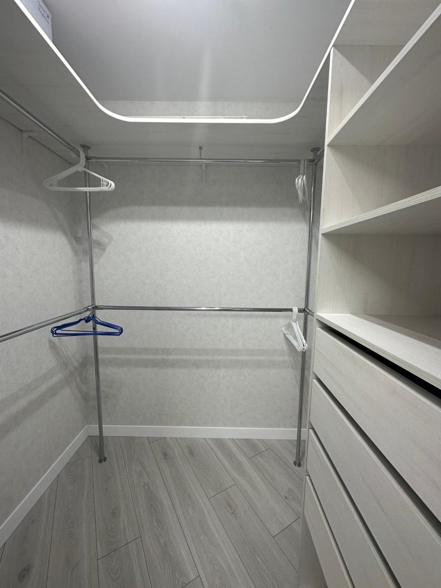 Modern Gagarina Avenue Apartment นิปโปร ภายนอก รูปภาพ